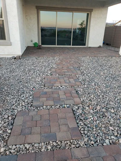 Phoenix Pavers installed on patio with stone steps